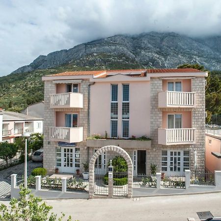 House Bacak - Apartment & Wellness-Studio Башка-Вода Экстерьер фото