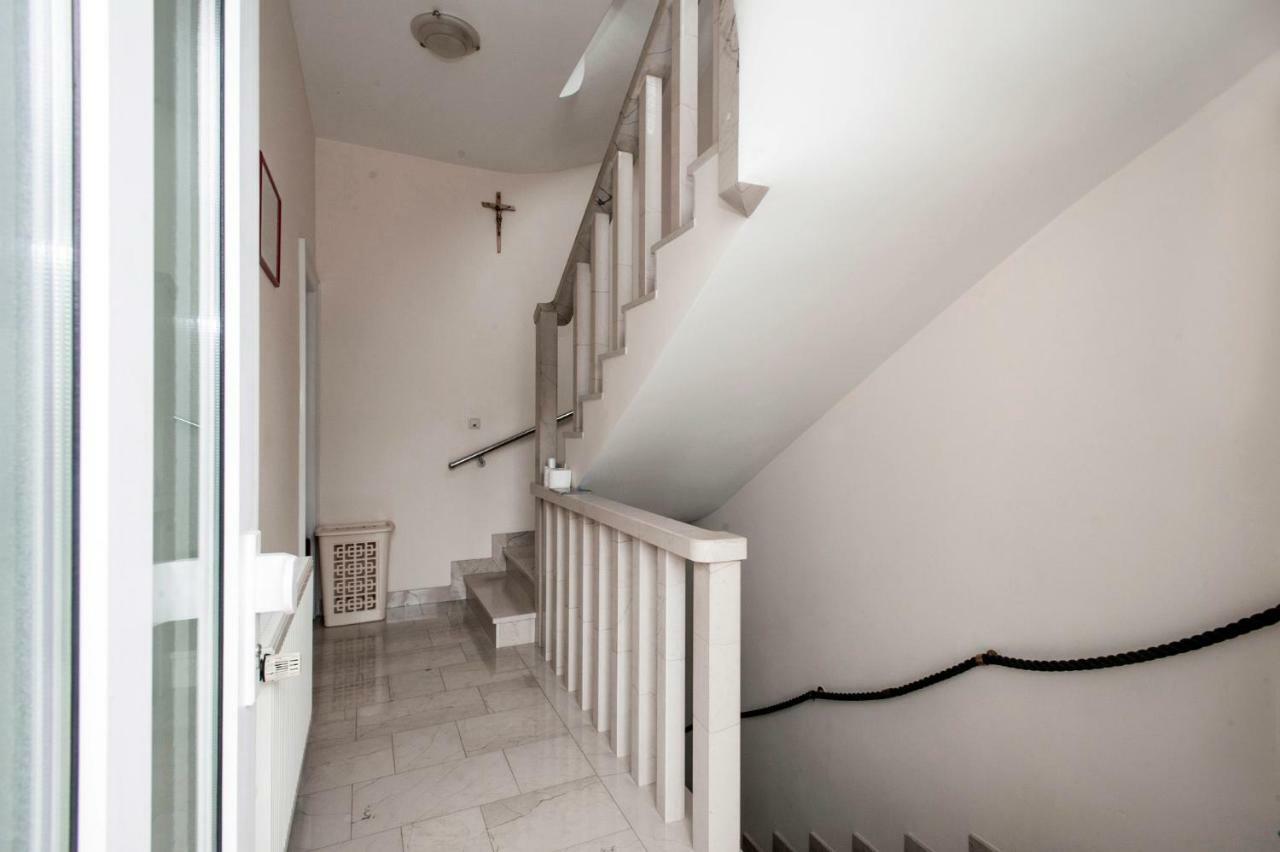 House Bacak - Apartment & Wellness-Studio Башка-Вода Экстерьер фото
