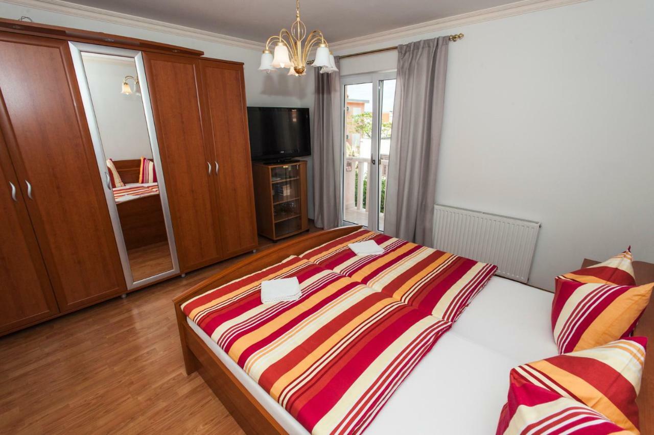 House Bacak - Apartment & Wellness-Studio Башка-Вода Экстерьер фото